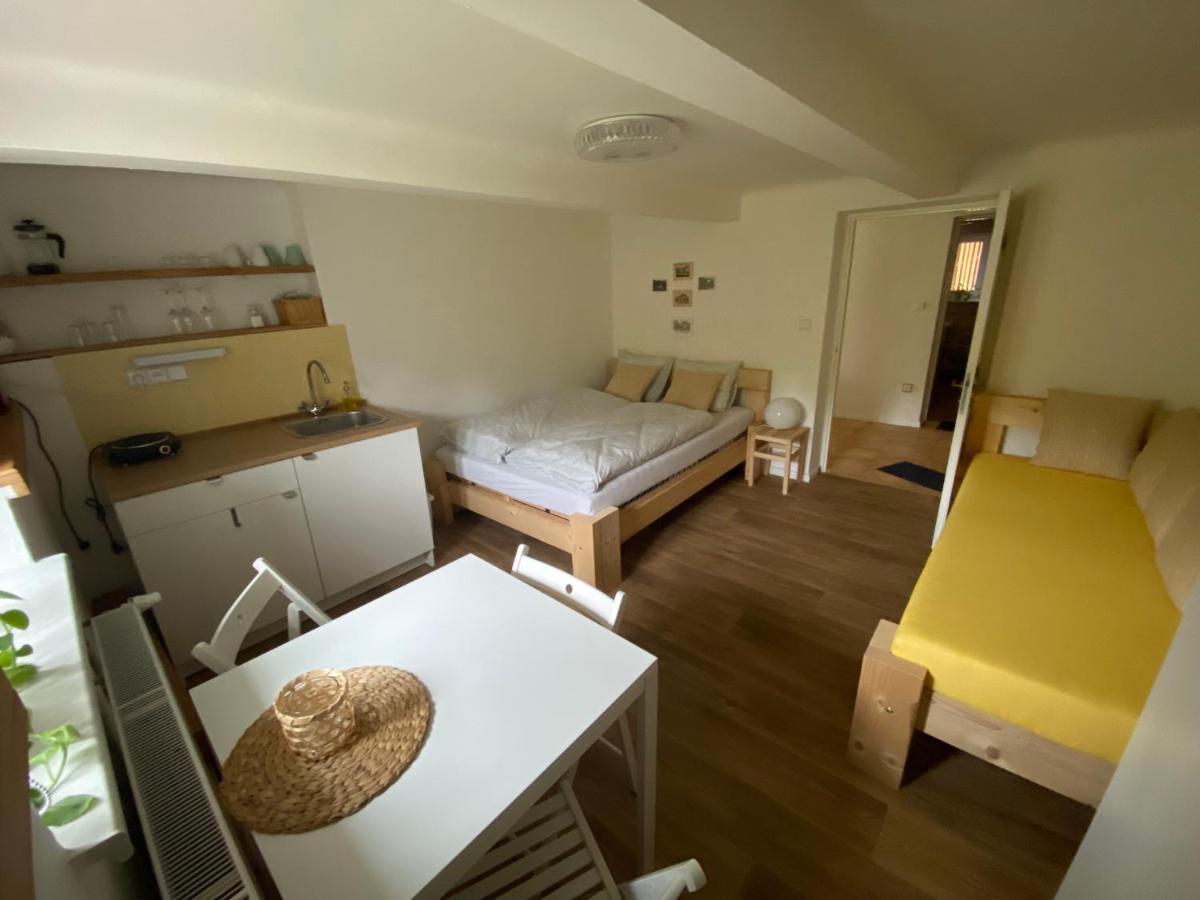 Ubytovani Lucie Apartment Luhacovice Bagian luar foto